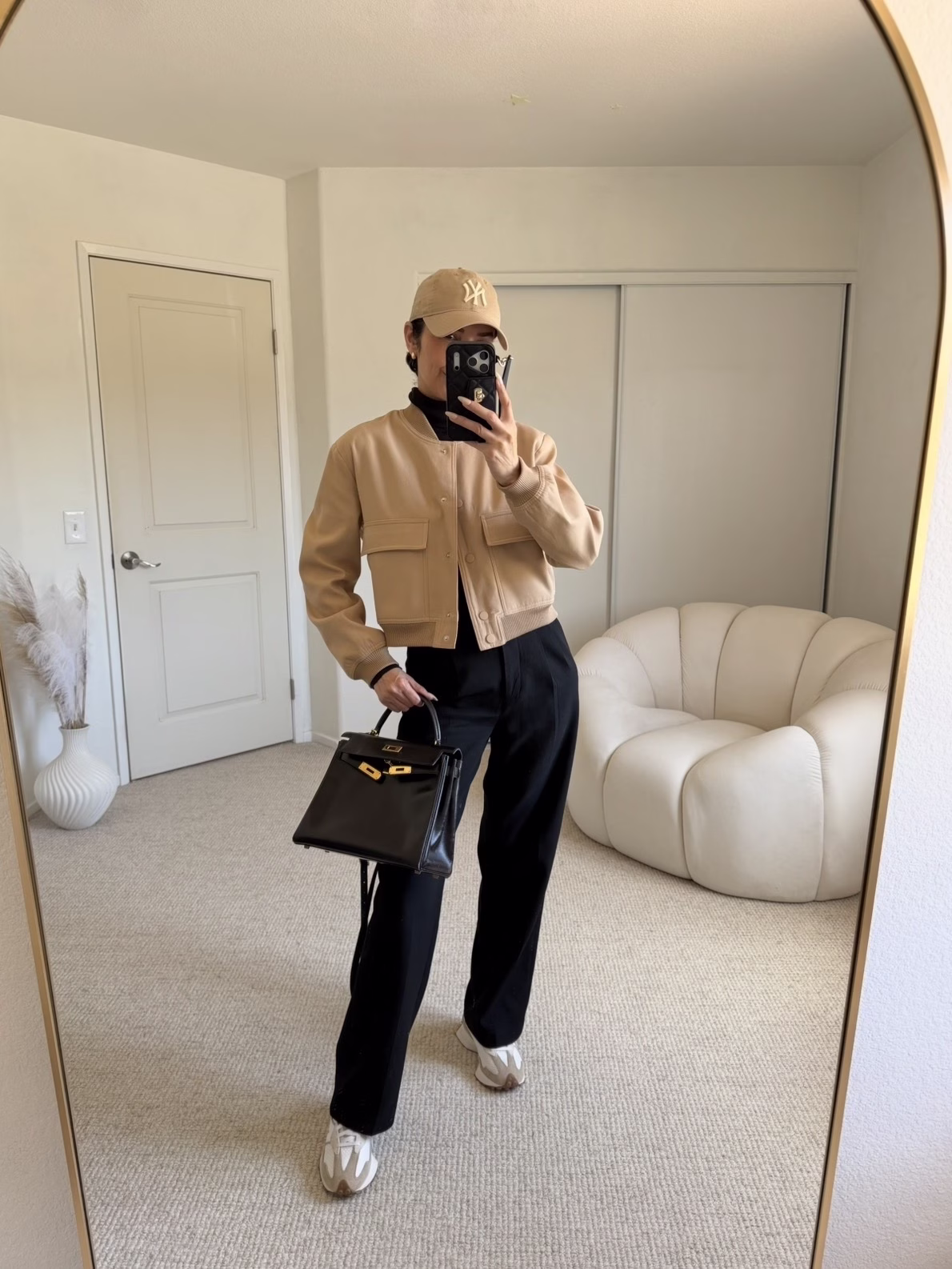 New Balance 327 Outfit Idea