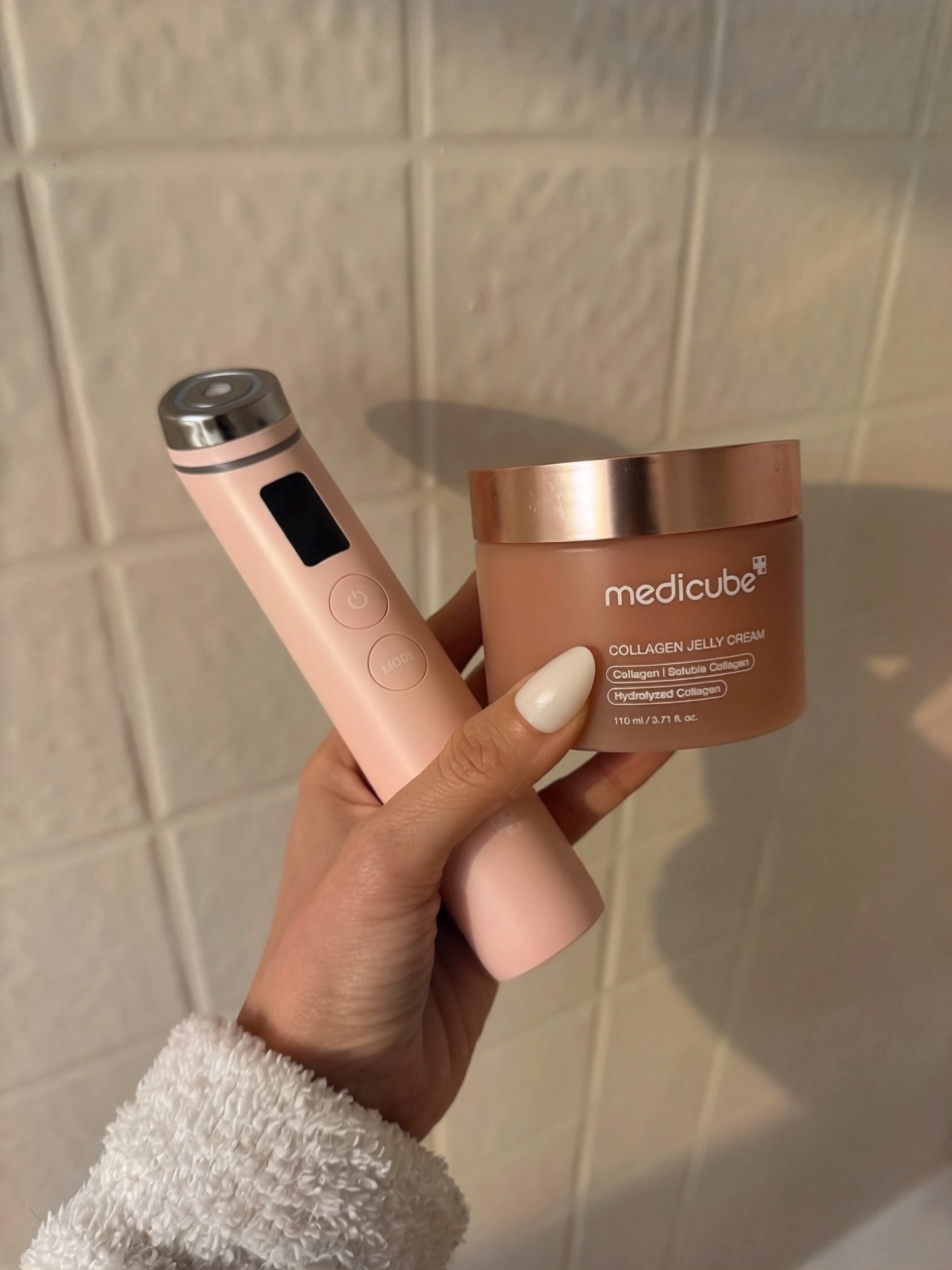 medicube korean device image