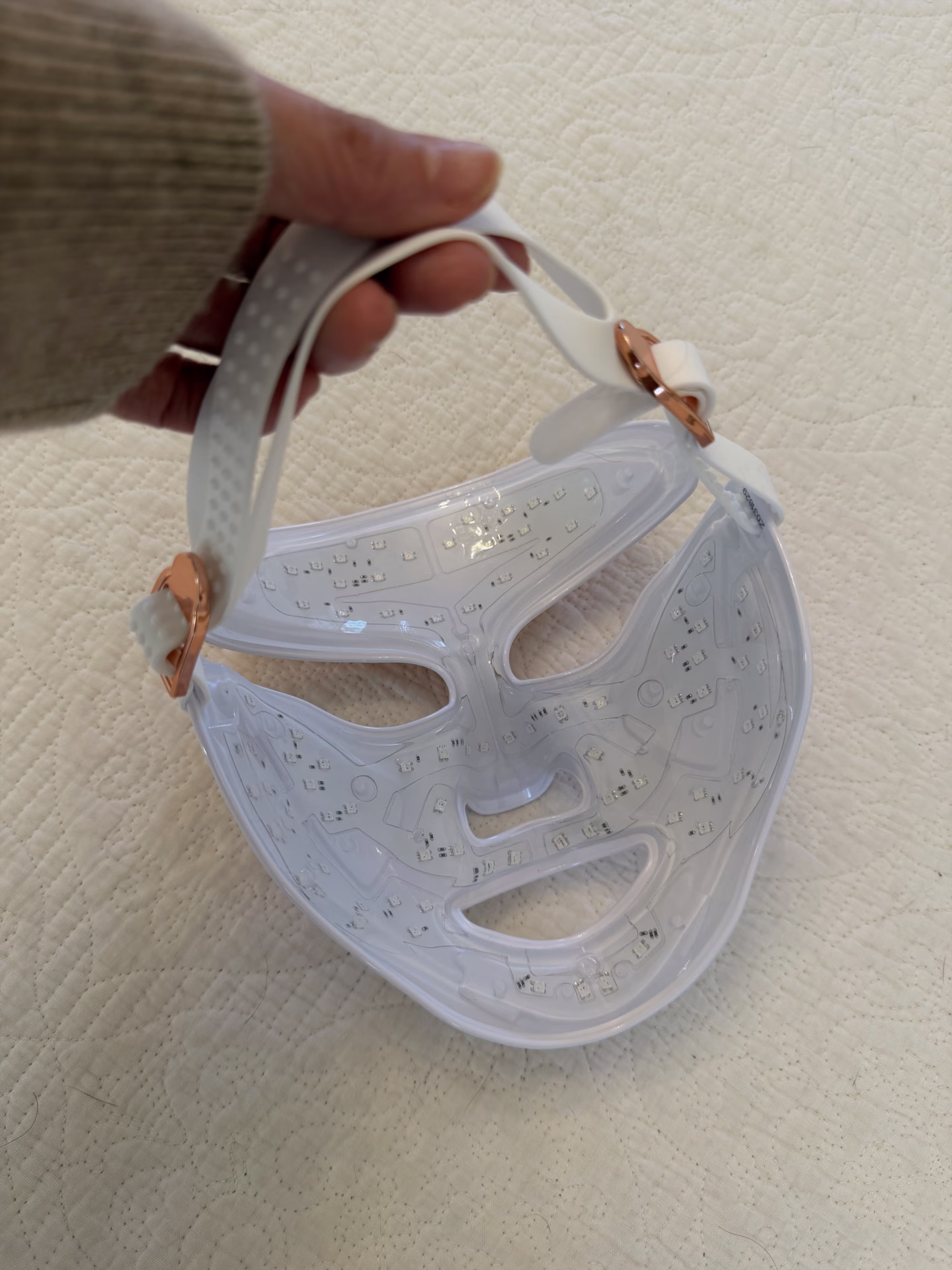 electrodos of a LED face mask