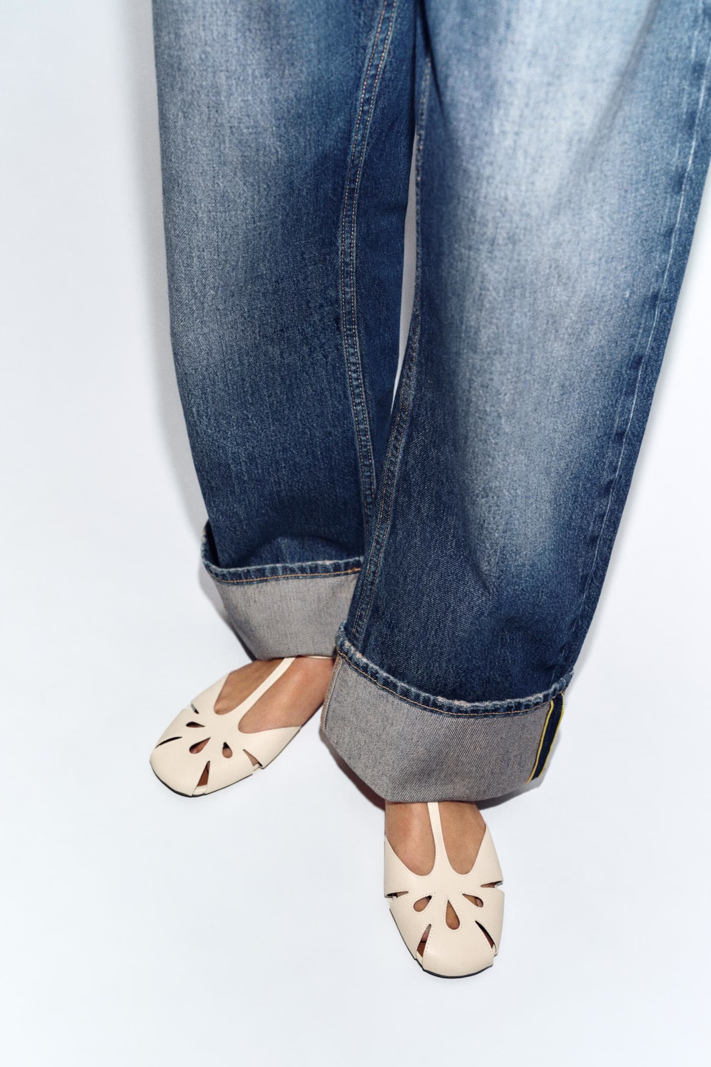Zara's best shoes. Are Zara shoes true to size? I tried 9 Zara shoes, so you do not have to. Zara heels, Zara slingbacks, ballet flats, thong sandals, and many more.