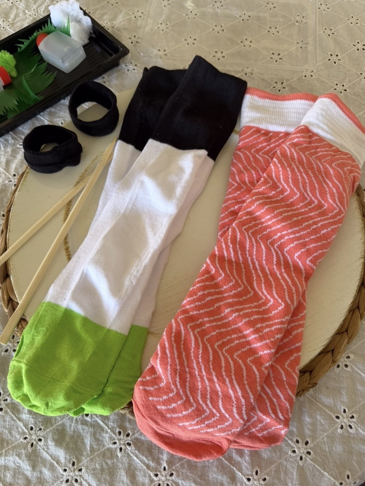 White elephant gift ideas- sushi socks